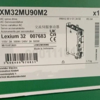 Schneider LXM32MU90M2 compact AC powered motion servo drive