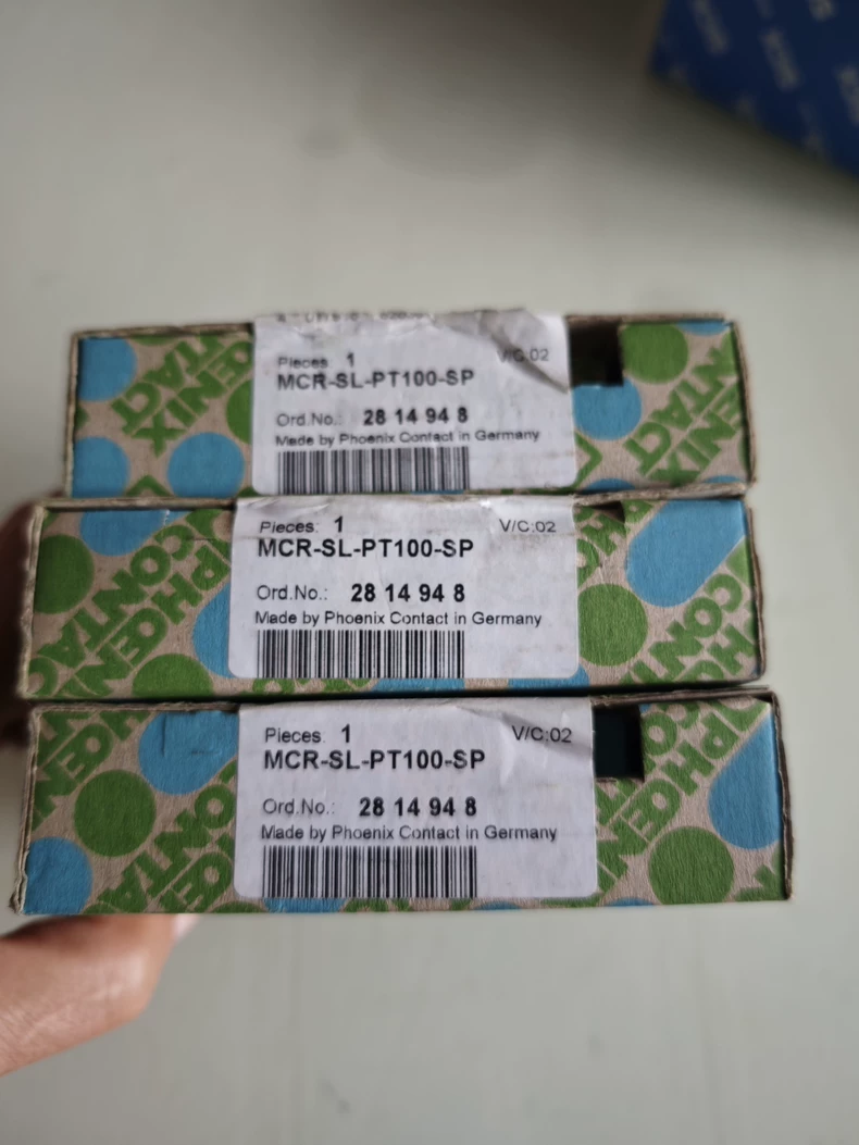 Phoenix CONTACT MCR-SL-PT100-SP Isolation Amp 1 Phoenix CONTACT MCR-SL-PT100-SP Isolation Amp