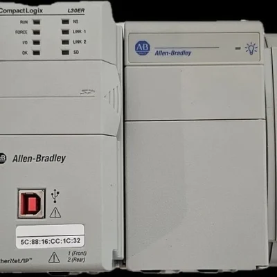Allen Bradley 1769-L30ER + 1769-PA2+1769-ECR CompactLogix with power supply