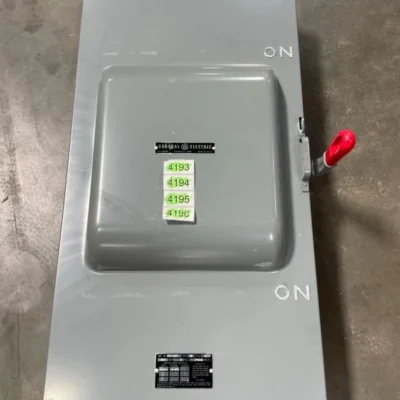 General Electric TC70324 Heavy Duty Safety Switch 200 Amp 240VAC Double Throw