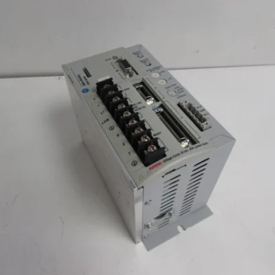 ALLEN BRADLEY PN:9101-1810 MODEL:1398-DDM-005X-DN VER 1.36 SERVO DRIVE *XLNT*