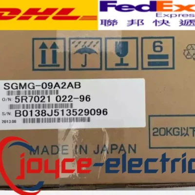 Brand New box Yaskawa SGMG-09A2AB AC Servo Motor with encoder UTOPH-81AWF