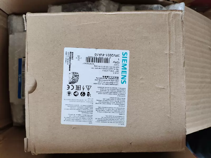 Siemens Motor Short Circuit Protector 3RV2031-4VA10 Model Industrial Safety Device 1 Siemens Motor Short Circuit Protector 3RV2031-4VA10 Model Industrial Safety Device