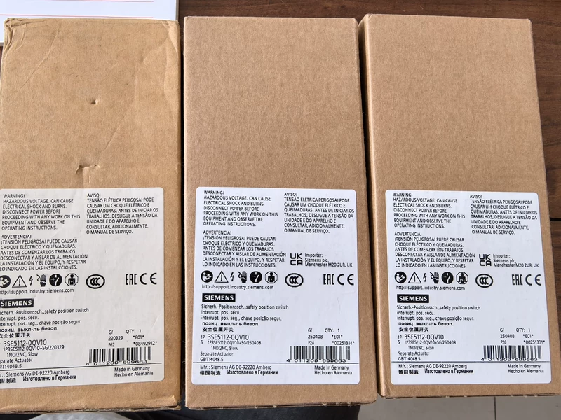 SIEMENS Safety Position Switch 3SE5112-0QV10 High Safety 1 3SE5112-0QV10