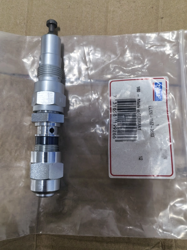SKF Plunger LL/24-1557-3683 - Precision Hydraulic Component