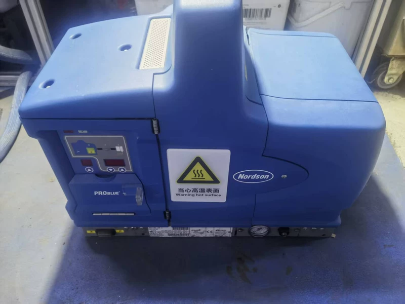 Nordson PROblue 4 Hot Melt Glue Machine for Industrial Use 1 PROblue 4
