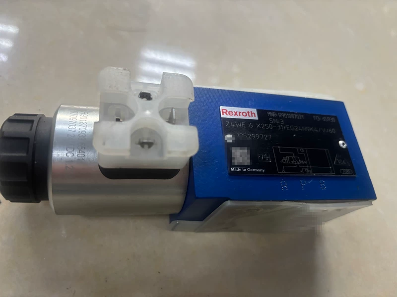 Rexroth Stack Valve Z4WE6X250-31/EG24N9K4/V/60 - Modular Hydraulic System