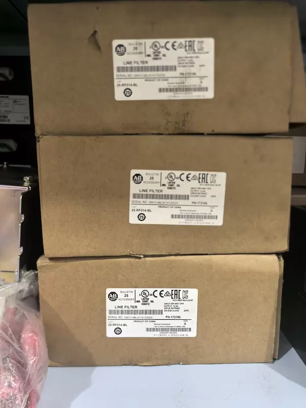 Clean Air with Allen-Bradley 25-RF014-BL Industrial Filter