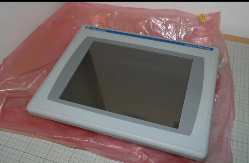 Allen-Bradley HMI Touch Panel Model 2711P-RDT12C User Friendly Display