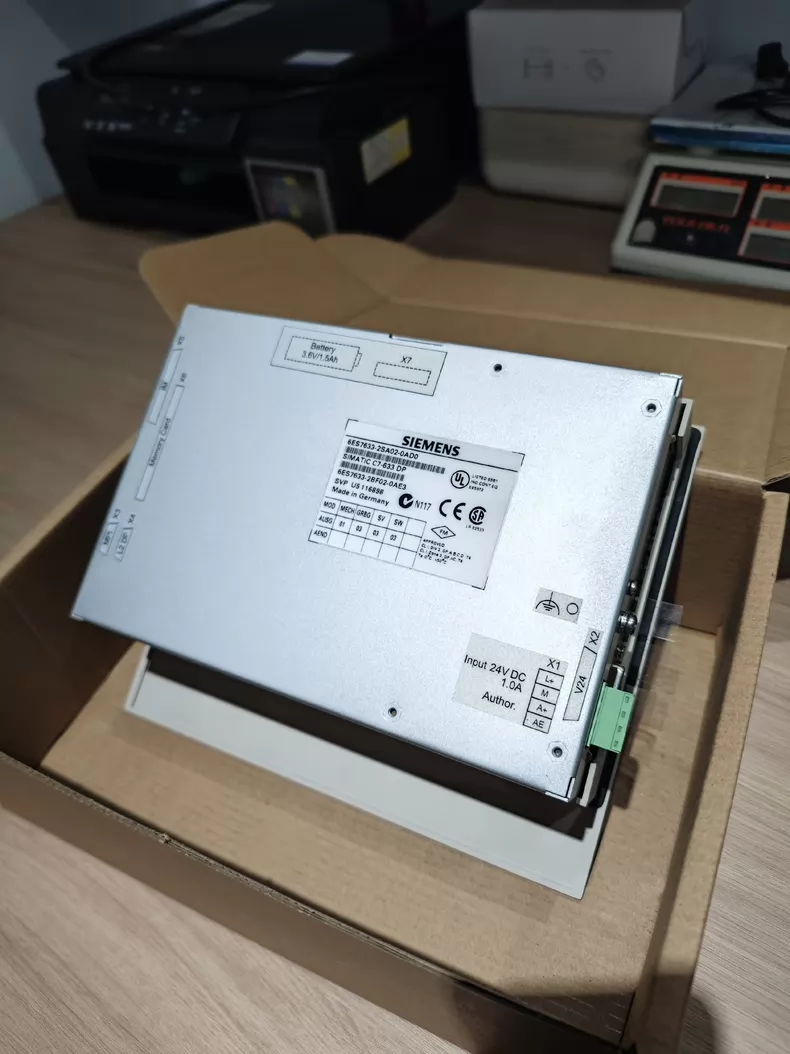 Siemens HMI Touch Panel 6ES7633-2SA02-0AD0 Industrial Interface