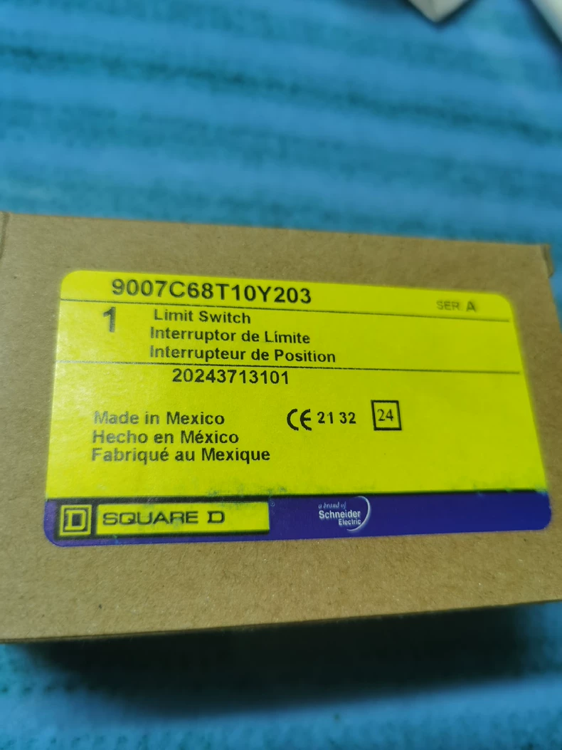 SQUARE D Limit Switch 9007C68T10Y203 - Industrial Reliability