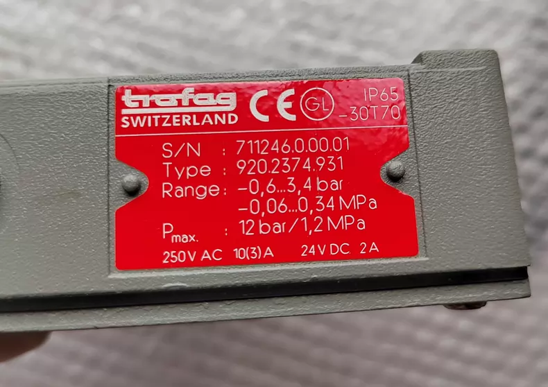 Trafag Pressure Transmitter Model 920.2374.931 Accurate Measurement