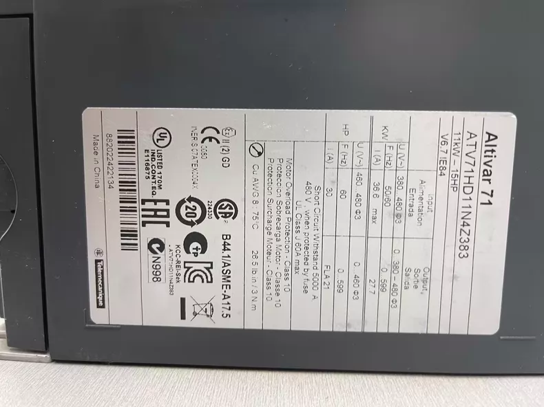 Schneider Variable Frequency Drive ATV71HD11N4Z for Speed Control