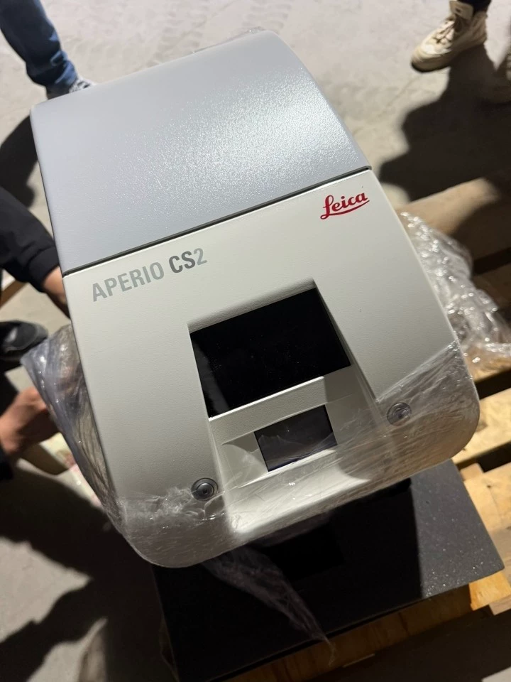 Slide Scanner Aperio CS2 by Leica - High-Resolution Imaging
