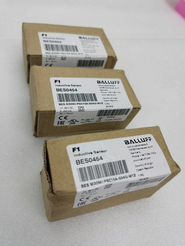 BALLUFF BES M30MI-PSC15A-S04G-W12 Inductive Sensor