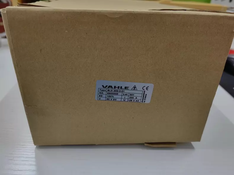 BLS200-2-01 VAHLE Charging Brush - Durable Design