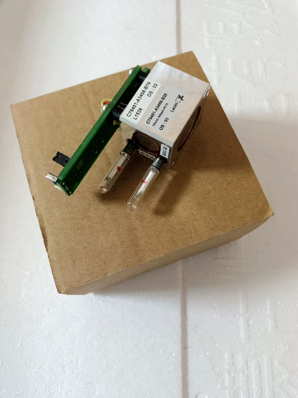 C79451-A3468-B525 SIEMENS CO Detector - Accurate Detection