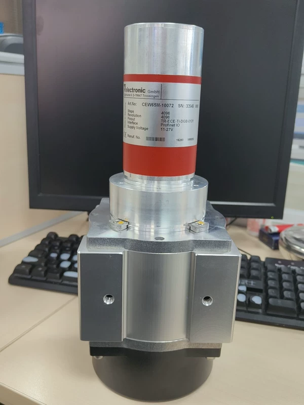 TR Encoder CEW65M-10072 with High-Resolution Output