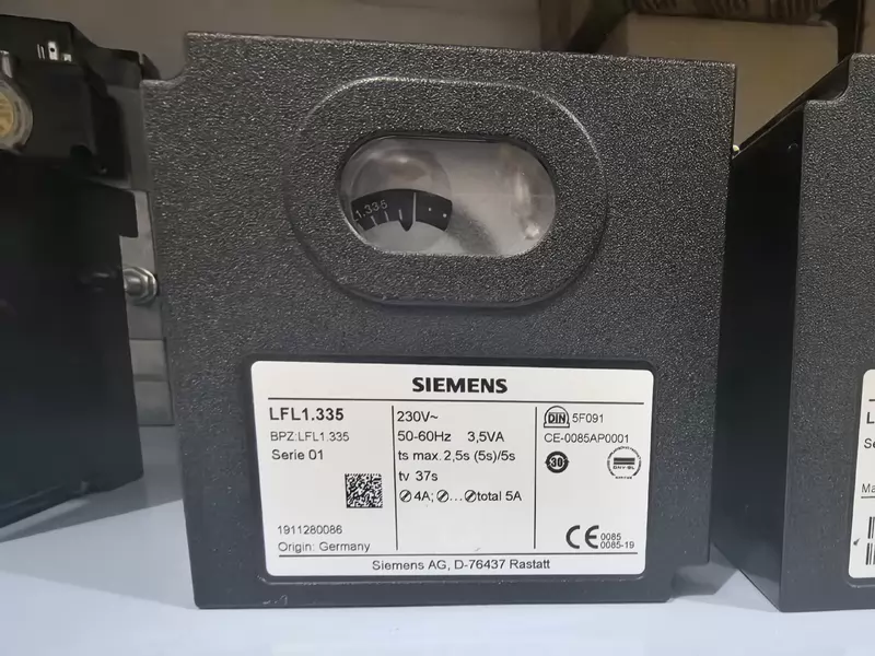 LFL1.335 Burner Controller by SIEMENS - Energy-Efficient Solution