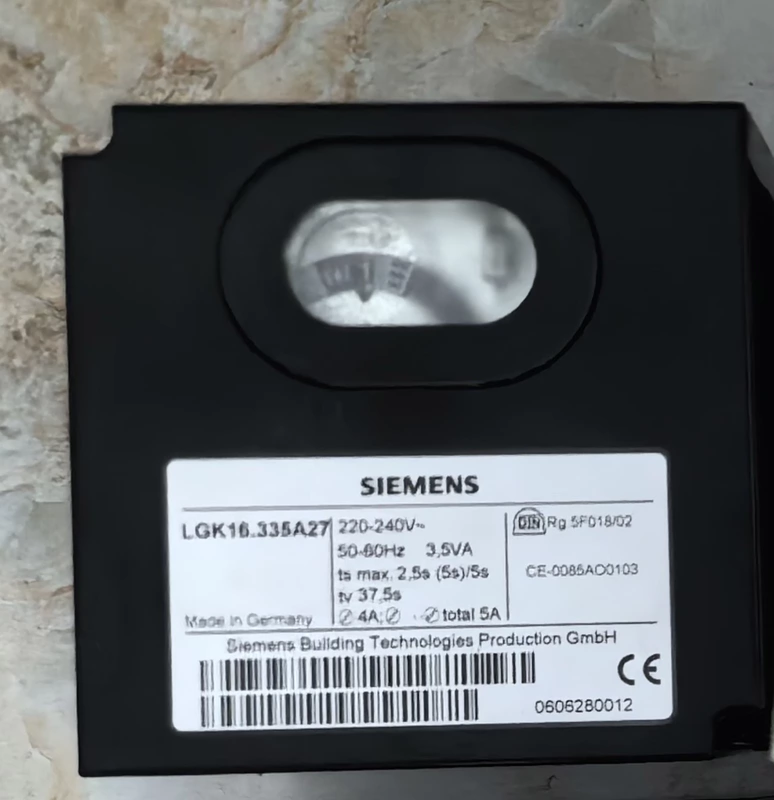 Automate with Siemens LGK16.335A27 Program Controller