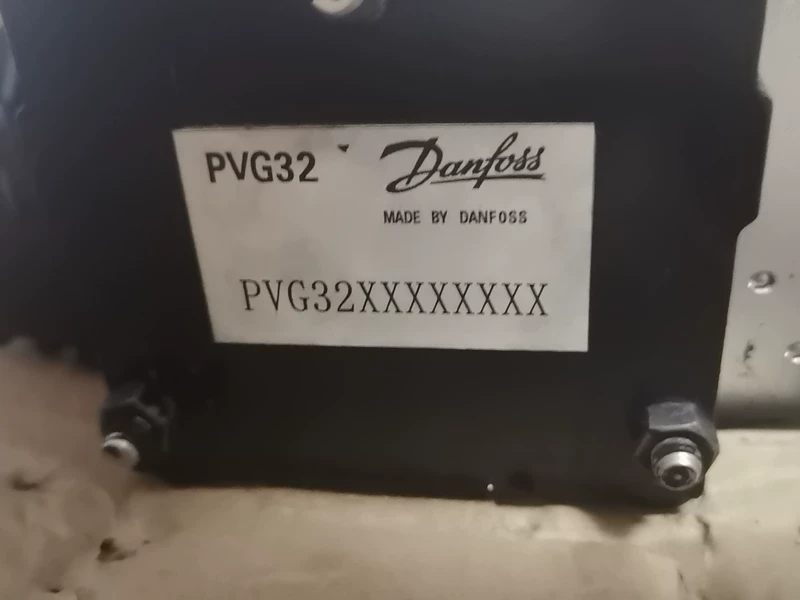 Danfoss PVG32 Proportional Valve - Durable Industrial Valve