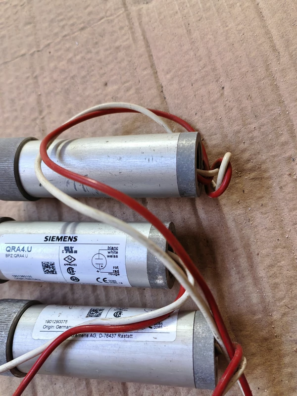 QRA4.U SIEMENS Flame Detector: Advanced Combustion Sensing