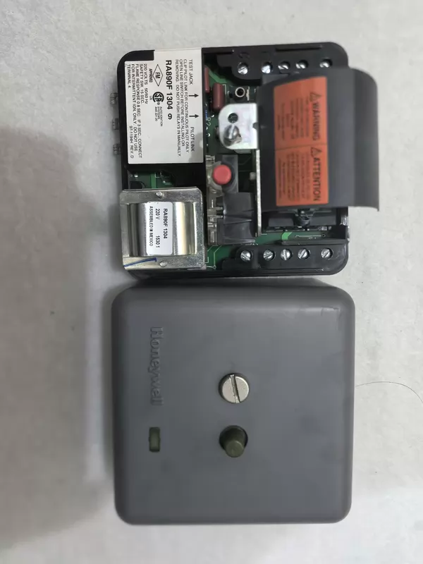 RA890F1304 Honeywell Flame Switch - Reliable Safety