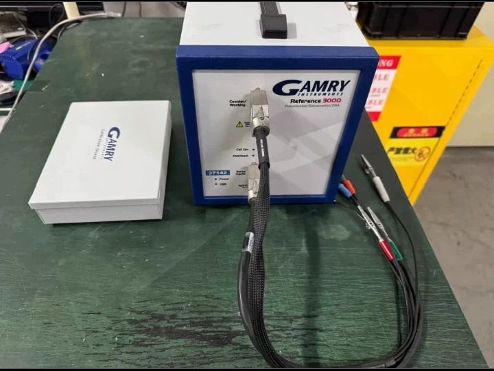 Electrochemical Workstation Reference 3000 by GAMRY for Research