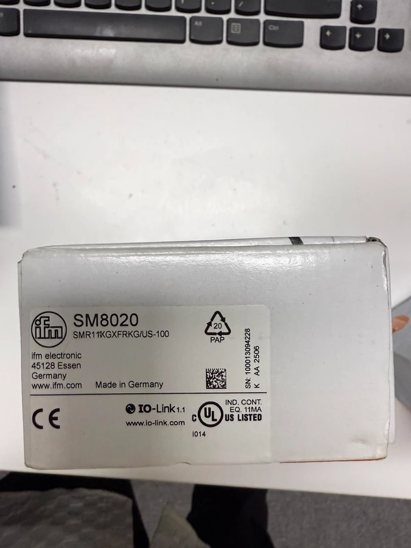IFM Vibration Sensor SM8020 - Precision Monitoring