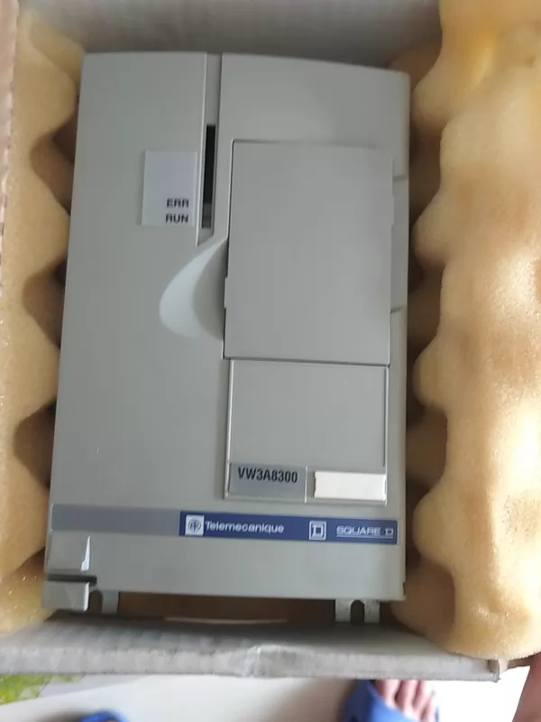 Schneider VW3A8300 Graphic Display Terminal - HMI Panel