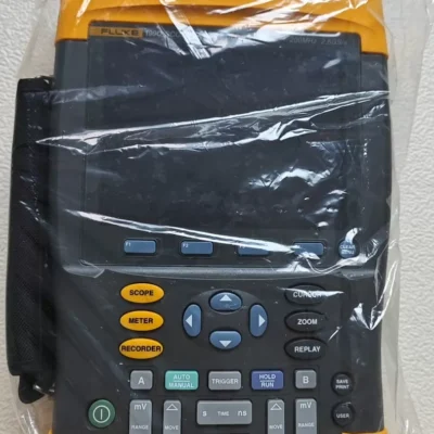 FLUKE Handheld Oscilloscope 199C - Compact & Accurate Analysis