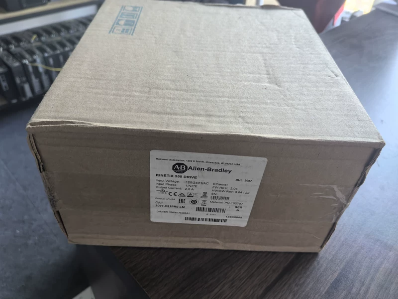 Allen-Bradley 2097-V31PR0-LM Servo Drive | Kinetix 302
