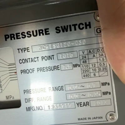 SMC 3C-ISG121-030 Pressure Switch - Reliable System Safety