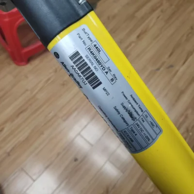 Allen-Bradley Safety Light Curtain 440L-R4K0480YD for Workplace