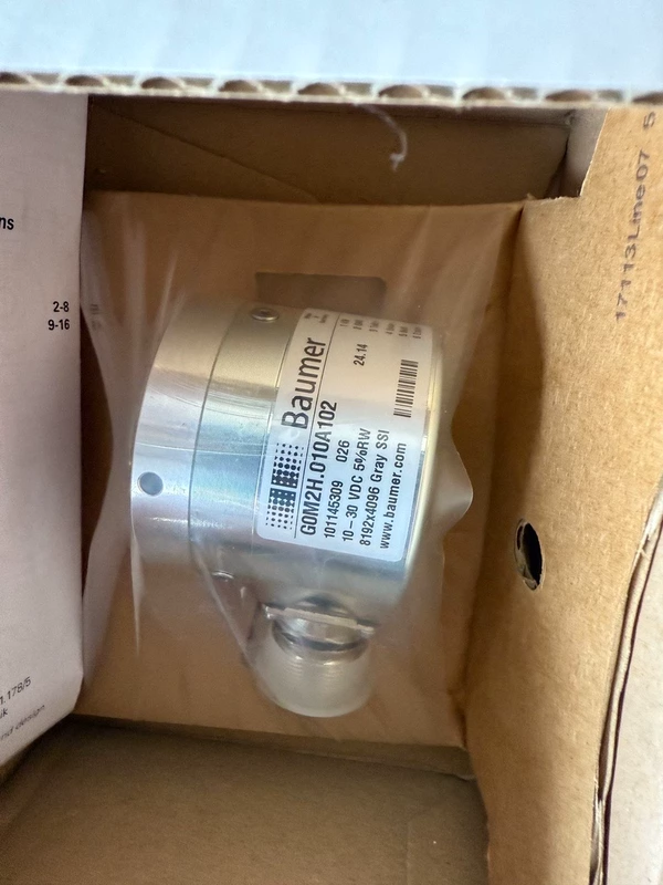 Baumer G0M2H.010A102 - Precision Encoder for Industrial Use