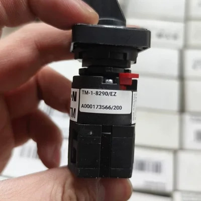 Power Control Solution EATON TM-1-8290/EZ Switch