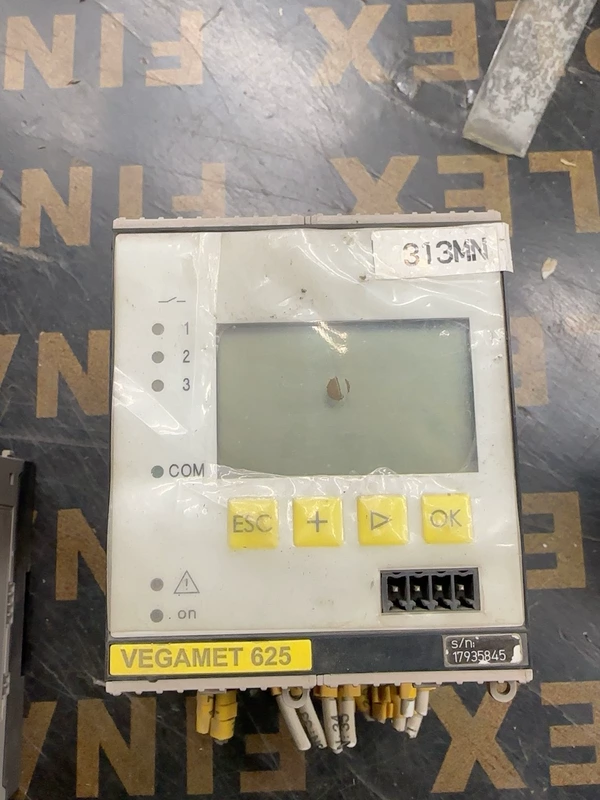 Industrial Process Measurement with VEGASEL VEGAMET625 Controller