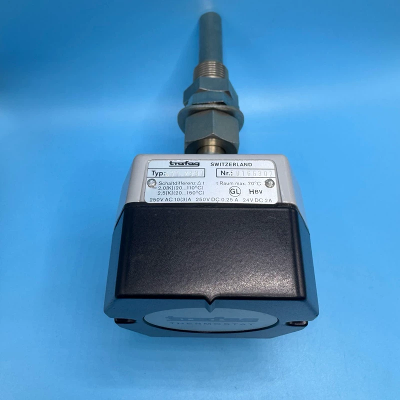 TRAFAG 471.2331 Industrial Temperature Sensor for Harsh Use