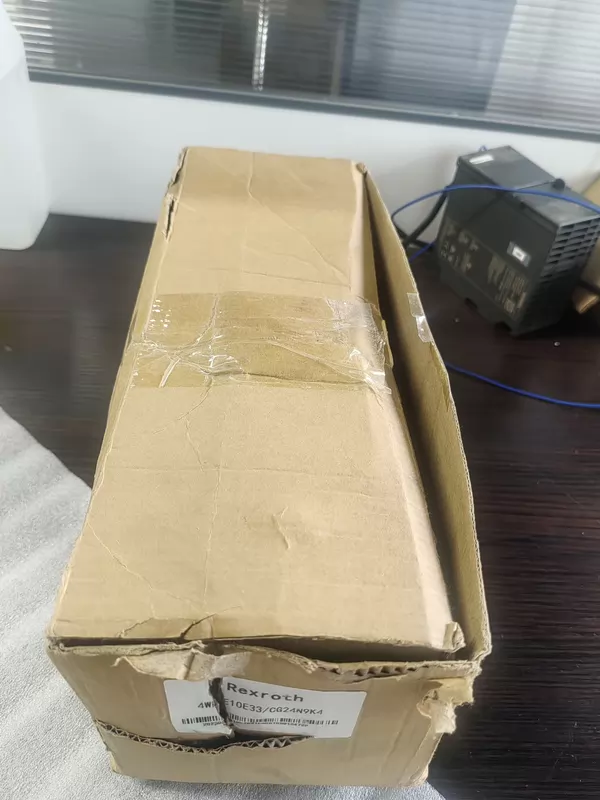 REXROTH 4WE 10 E33/CG24N9K4 R900588201 Proportional Valve - Image 3