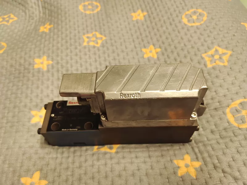Rexroth 4WRPEH6 C4 B12L-20 Proportional Servo Valve