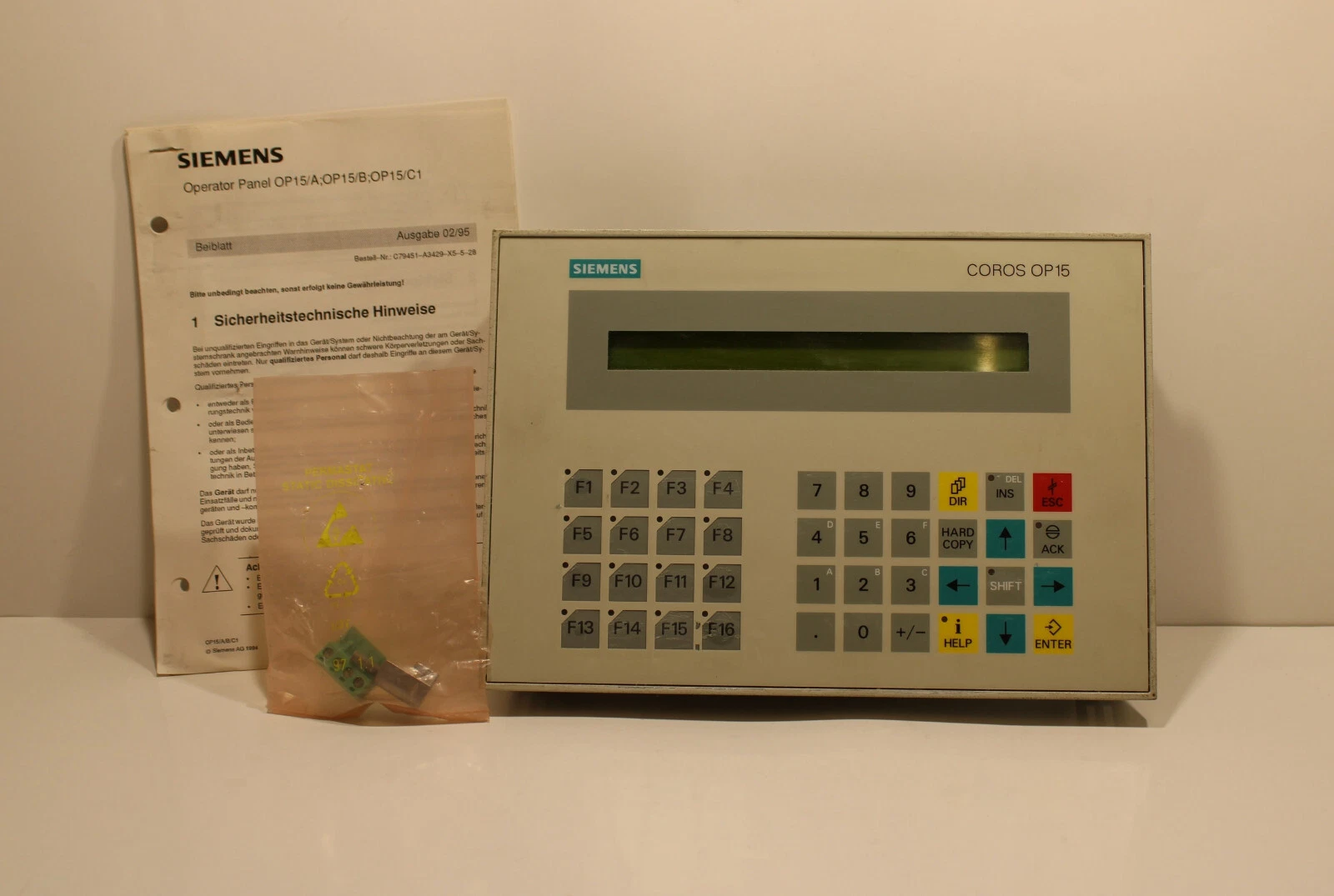 SIEMENS 6AV3515-1EB01 Operator Panel for Industrial HMI