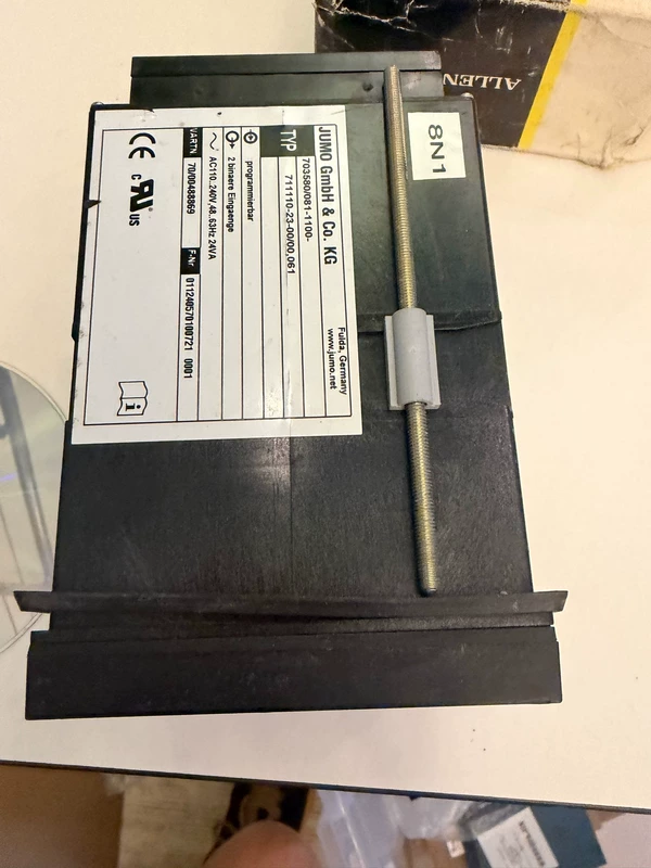 JUMO 703570/081-1100 Process Controller for Precision Control