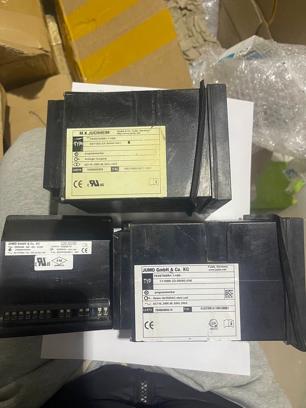 JUMO 703570/081-1100- 551100-23-54/00061 Process Controller - Image 2