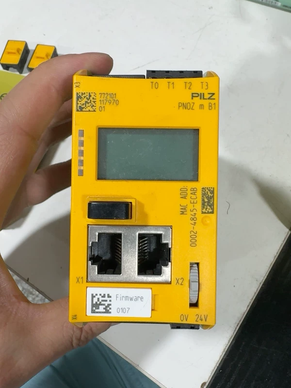 PILZ 772101 Safety Relay for Industrial Machine Protection