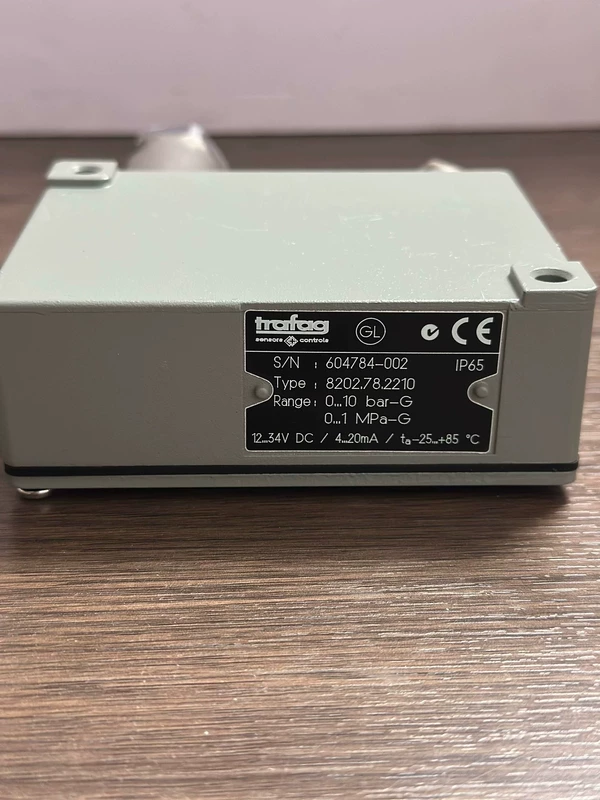 Trafag 8202.78.220 Pressure Transmitter - Industrial Sensor