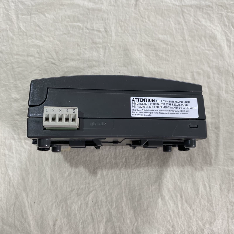 Schneider B3867 BACnet Controller for Building Automation - Image 3