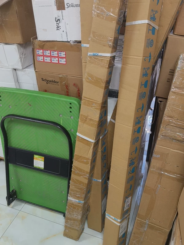 SICK C4C-SC12030A10000 Optical Sensor Industrial Automation - Image 2