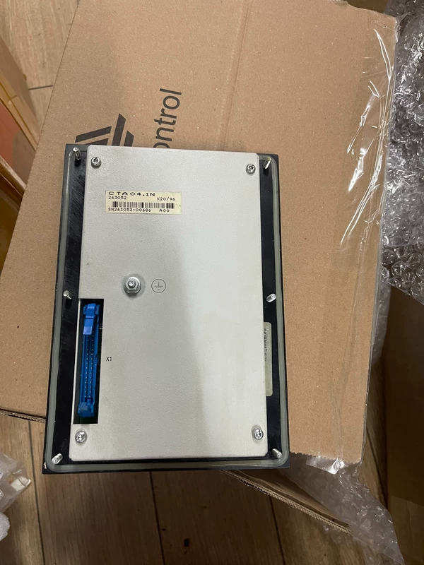 INDRAMAT CTA04.1N 263052-00686 Operator Panel for Industrial Use - Image 2