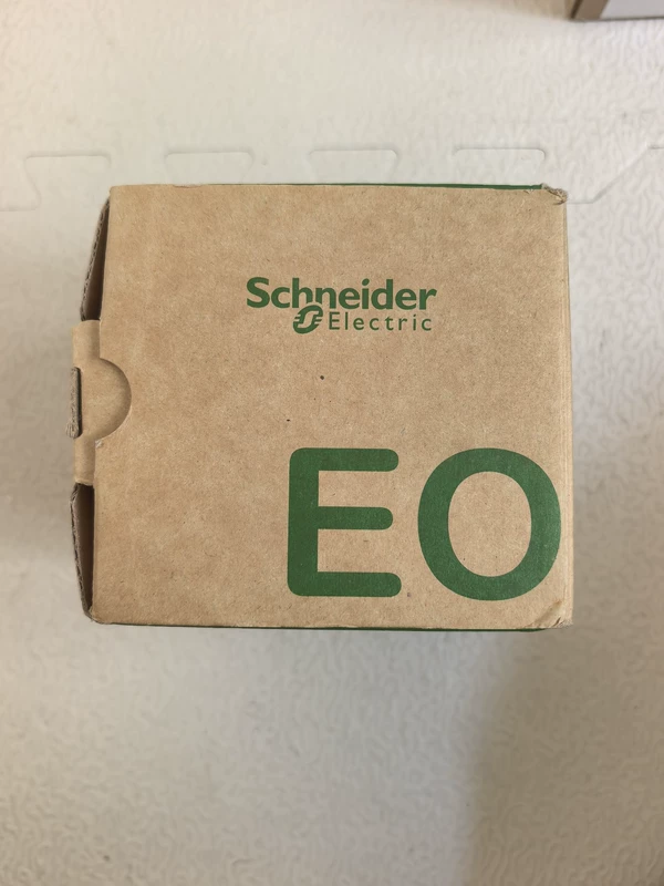 Schneider FDM2-WRDUWZ Motor Protection Relay for Industrial Use