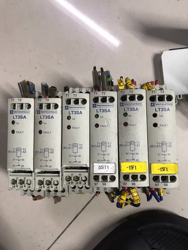 Schneider LT3SA00MD Thermistor Protection Relay - Image 3